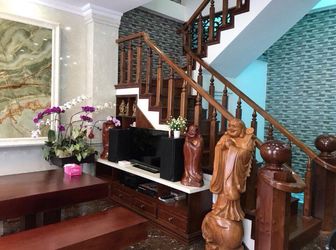 Bán Nhà Mặt Tiền Giá Rẻ,Gần Đinh Tiên Hoàng,Thiết Kế Hiện Đại ,Sang Trọng