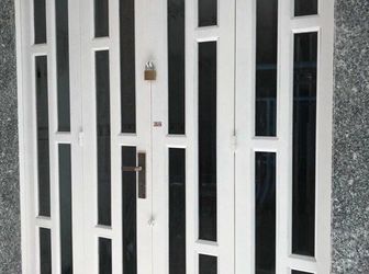 Tôi Cần Bán Căn Nhà Đường 2F Cách Võ Văn Kiệt 200M, 1 Trệt, 3 Lầu. Giá 1 Tỷ 500 Triệu, Sổ Hồng