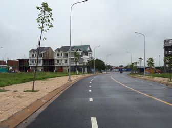 Cần Tiền Nên Bán Rẻ Nền Đất Vị Trí Cực Đẹp Tại Kđt Long Hưng