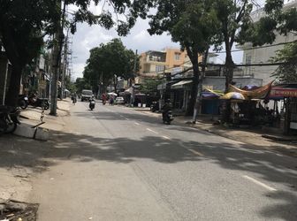 Bán Nhanh Đất Mặt Tiền Phạm Hữu Lầu. Dt 4X13.5M. Giá 7.3Tỷ.