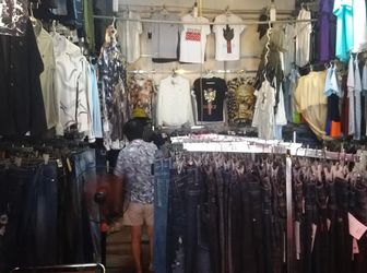 Bán Kiot 65M2 Mặt Đường Lĩnh Nam Đang Cho Thuê Kd Quần Áo