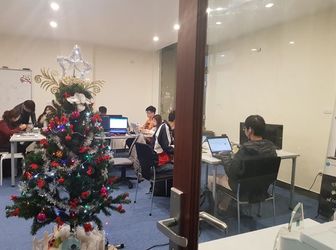 Bán Nhà Kinh Doanh Mặt Phố Nguyên Hồng 90M2 Giá 37.5 Tỷ