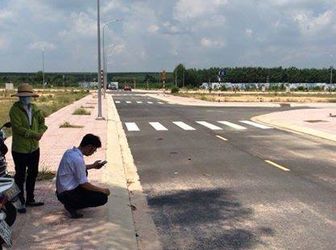 Cần Ra Gấp Lô Đất Mặt Tiền Đường Hội Bài Châu Pha Giá Rẻ