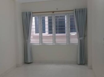 Bán Nhà Ngõ Hẻm Đường Giang Văn Minh, Diện Tích: 30M2 X 5 Tầng