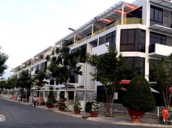 Bạn Cần Mua Và Tìm Hiểu Về Nhà Phố Khu Vực Cát Lái-Quận 2!