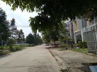 Bán Gấp Căn Nhà 1 Trệt 2 Lầu Gần Khu Du Lịch Đại Nam-Bình Dương