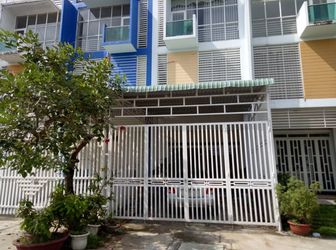 Bán Gấp Căn Nhà 1 Trệt 2 Lầu Gần Khu Du Lịch Đại Nam-Bình Dương