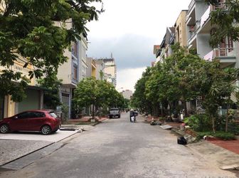 Bán Đất Chính Chủ 85M2 Tái Định Cư - Lò Vôi Đông Nam Quay Biển