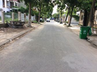 Cần Bán Lô Đất Vị Trí Trung Tâm , Cách Biển 50M , Song Song Phạm Văn Đồng , Dương Đình Nghệ 