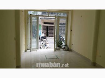 Cho Thuê Nhà Mặt Phố Hoàng Văn Thái, Diện Tích 52M2 X 3 Tầng X Mặt Tiền 3.5M. Giá 20 Triệu