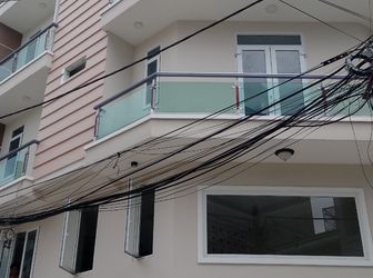 Bán Nhà Mới Hẻm Xe Hơi Đường 28 Quận Gò Vấp, Diện Tích 4X10M, Xây 4 Tấm Rưỡi