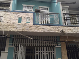 Nhà 1 Trệt 1 Lầu, 2Pn, Hẻm Rộng , Huỳnh Tấn Phát.