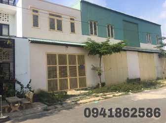 Tôi Cần Sang Lại Xưởng-Kho Hàng Lô Góc 2 Mặt Tiền ,Diện Tích 380M2 