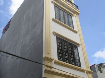 Bán Nhà Số 154 Tái định cư Sao Sáng 618 Ngô Gia Tự Hải An 4 Tầng Ô Tô 2,37 Tỷ