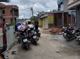 Cần Bán Gấp 3 Căn Nhà Phố 1 Trệt 2 Lầu - Q.12 - Giá Chỉ 965 Triệu/Căn