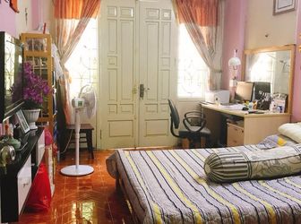 Nhà Kim Giang, Thanh Xuân Kinh Doanh Tốt, Có Gara Ô Tô, Chỉ Nhỉnh 4 Tỷ