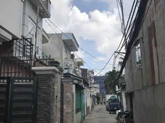 Bán Nhanh Nhà Mặt Tiền Hxh 115 Phạm Hữu Lầu. Diện Tích 4X14M, 1 Trệt, 2 Lầu, 4 PN. Giá 5.2 Tỷ (Thương Lượng)