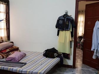 Nhà Hào Nam, Trung Tâm Đống Đa, Ngõ Ô Tô 4 Chỗ, Thông, Gần Mặt Phố, 60M2, Gía 7,4 Tỷ