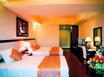 Cần Bán Khách Sạn Hùng Vương Khu Phố Tây