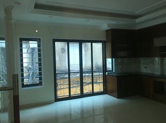 Bán Nhà Khương Trung Căn Góc 2 Thoáng, 40M2, 5 Tầng, 2.2 Tỷ, Ôtô Đỗ Cửa - 0912304488