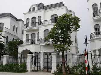 Bán Nhà Khu Hoa Hồng-Vinhomes Star City