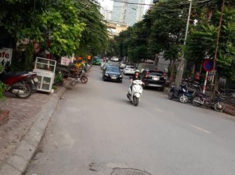 Chính Chủ Cần Bán Mảnh Đất  Mặt Phố  Phan Kế Bính – Ba Đình  Diện Tích  ( 6.7M X 57.5M ) 