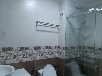 Nhà Phân Lô, Ô Tô Tránh Nguyễn Chí Thanh, Đống Đa, Gara Ô Tô, Kinh Doanh 