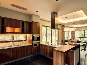 Bán Nhà Giảng Võ Chia Lô, Ô Tô, Kinh Doanh 37/50M2. Giá 9.4 Tỷ