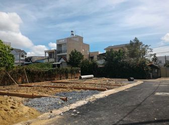 Đất Nền 70M2 Đường Hoàng Diệu 2 - Thủ Đức - Sổ Hồng Riêng, Chính Chủ Thổ Cư 100%