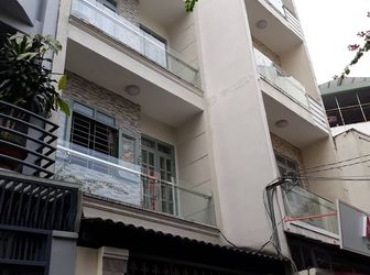 Nhà 3 Lầu, Hxh Cộng Hòa, Tân Bình. Giá 13 Tỷ- Kinh Doanh Cực Tốt.