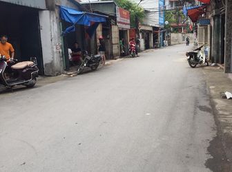 Bán Nhà Mặt Phố Nguyễn Chính - Diện tích 50M2 x 4 Tầng, Mặt tiền 3,5M - Kinh doanh Tốt. Sổ đỏ chính chủ. Giá 3,6 Tỷ (Thương lượng)