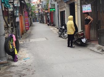 Bán Nhà Mặt Phố Nguyễn Chính - Diện tích 50M2 x 4 Tầng, Mặt tiền 3,5M - Kinh doanh Tốt. Sổ đỏ chính chủ. Giá 3,6 Tỷ (Thương lượng)