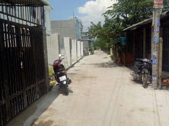 Nhà 3,5M - 13M 1 Lầu 2 Phòng ngủ, 2 Wc - Nguyễn Thị Ngâu 1 Xẹt Hẻm Xe Hơi 4M Thông - Giá 1,35 Tỷ - LH 0937225489