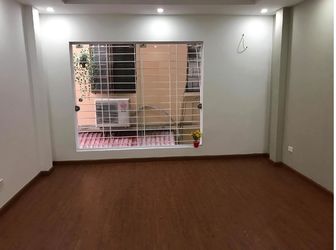 Giá Sốc – Chỉ 2.9 Tỷ - Ô Tô Đỗ Cửa -  Quận Thanh Xuân – Nhà Cực Đẹp