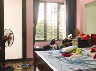 Nhà Đẹp, Kinh Doanh Phố Vĩnh Hưng, Hoàng Mai, Giá 2,3 Tỷ, Dt 43M.