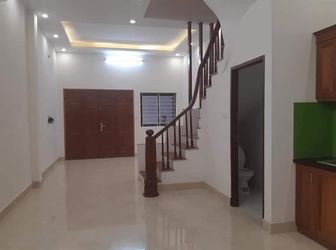 Bán Nhà  Võ Chí Công Tây Hồ  55M 5 Tầng Mặt Tiền 5M Giá 4.3 Tỷ, Nhà Đẹp Không Tì Vết.