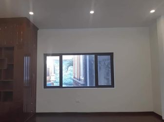 Bán Nhà  Võ Chí Công Tây Hồ  55M 5 Tầng Mặt Tiền 5M Giá 4.3 Tỷ, Nhà Đẹp Không Tì Vết.