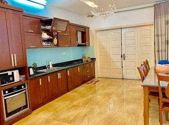 Hai Mặt Thoáng, Thang Máy Xịn, Mạc Thị Bưởi, Hai Bà Trưng Kinh Doanh Khủng