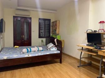 Nhỉnh 6 Tỷ Sở Hữu Nhà Hiếm, Đẹp Thái Thịnh, Đống Đa Diện Tích Rộng, Ngõ Thông, Đẹp!