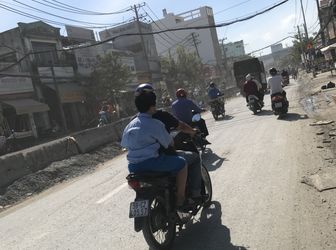 Cho Thuê Mặt Bằng Kinh Doanh Buôn Bán . Mặt Tiền Huỳnh Tấn Phát .Diện Tích: 5.5X40M. 2Pn. Giá Thuê 41 Tr / Tháng .