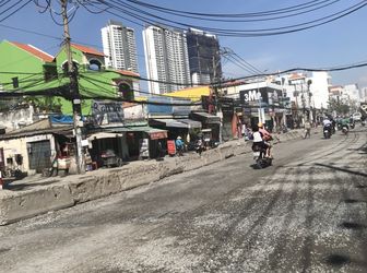 Cho Thuê Mặt Bằng Kinh Doanh Buôn Bán . Mặt Tiền Huỳnh Tấn Phát .Diện Tích: 5.5X40M. 2Pn. Giá Thuê 41 Tr / Tháng .