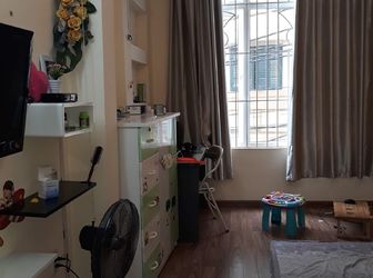 Gấp, gấp, gấp! Chỉ 3.x Tỷ Nhà Đầu Ngõ 192 Lê Trọng Tấn, Vị Trí Siêu Đẹp, Ô Tô Tránh.