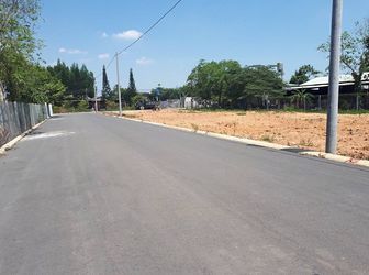 Bán Đất Mặt Tiền Đối Diện KCN, Sổ Hồng Riêng. Liên Hệ 0969732579