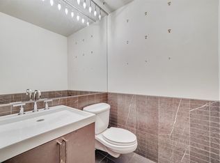 Rao Bán Nhà 2.2 Tỷ, 5 Tầng, 5 Ngủ, 5 Tắm Mt 3.4M Nguyễn Lương Bằng Đống Đa.