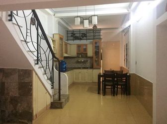 Tiếp Giáp 3 Quận, 63M2 Pháo Đài Láng, Nhà Đẹp Phân Lô 7.95 Tỷ