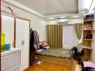 Bán Gấp Nhà 5 Tầng Định Công 30M2, Mặt Tiền 3.2M, Ô Tô - Giá Chỉ 2.8 Tỷ