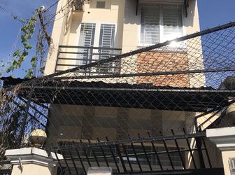 Cho Thuê Nhà Nguyên Căn Hẻm 1113 Huỳnh Tấn Phát, Diện Tích 4X13M, 3 PN. Giá Thuê 10 Triệu / Tháng .