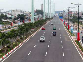 Mặt tiền Kinh Doanh Phạm Văn Đồng, Vỉa Hè 5M, Diện Tích 43M2, Giá 5.9 Tỷ, Lh 0968515619