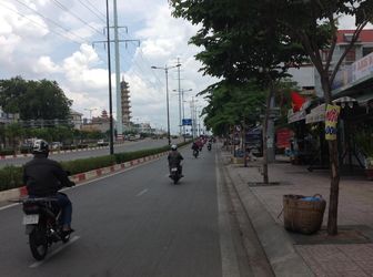 Mặt tiền Kinh Doanh Phạm Văn Đồng, Vỉa Hè 5M, Diện Tích 43M2, Giá 5.9 Tỷ, Lh 0968515619