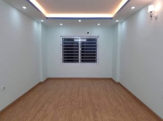 Bán Nhà Lĩnh Nam Hoàng Mai 35M, 5 Tầng Mặt Tiền 3.6M Giá 2.35 Tỷ.